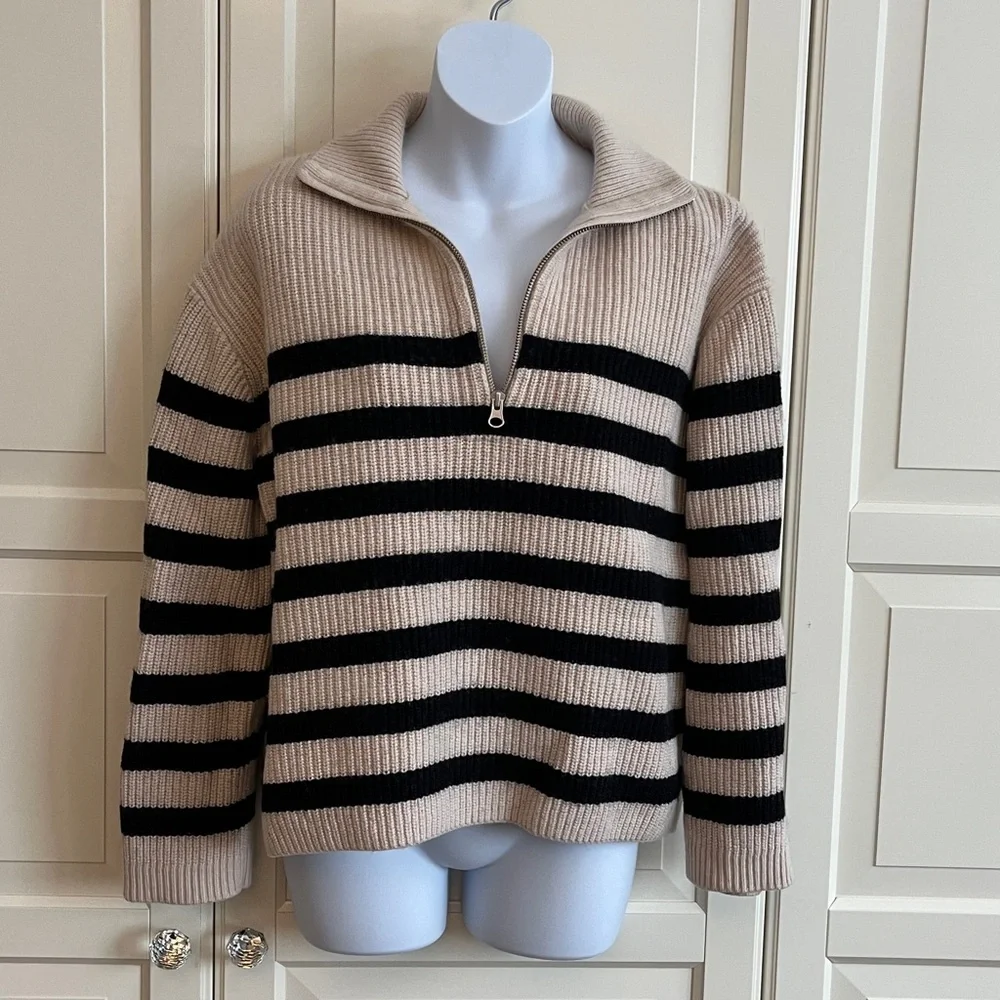 & Other Stories Knitted half-zip sweater  ribbed texture. Cream & Black Size XS - Picture 5 of 13
